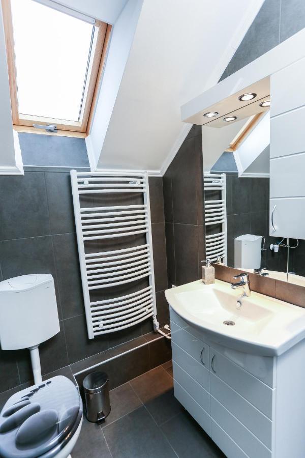 Gárdi Apartman Szekszárd Exterior foto