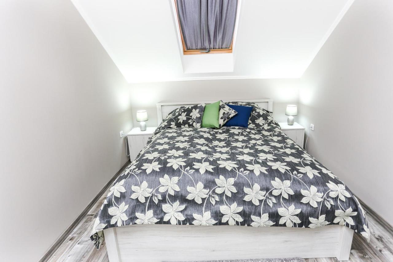 Gárdi Apartman Szekszárd Exterior foto