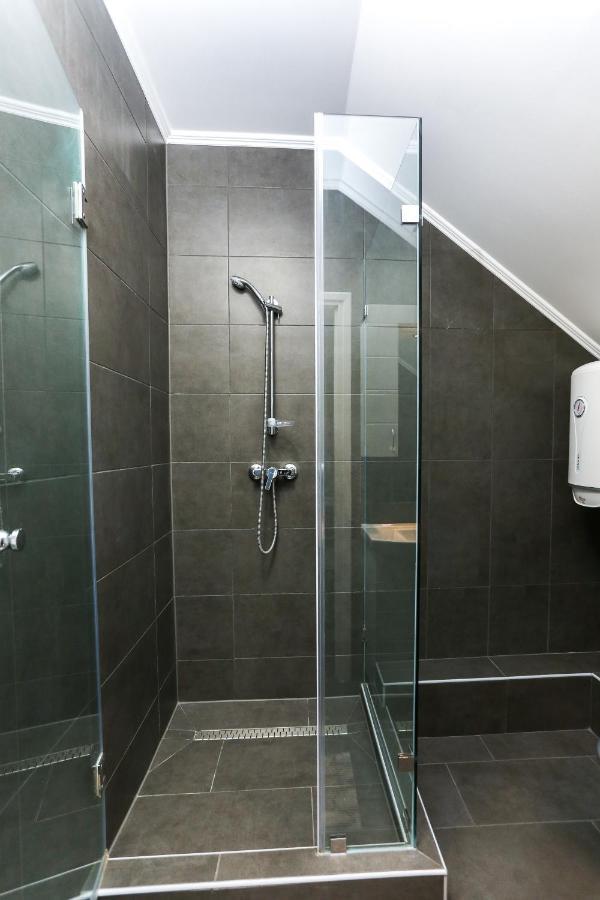 Gárdi Apartman Szekszárd Exterior foto