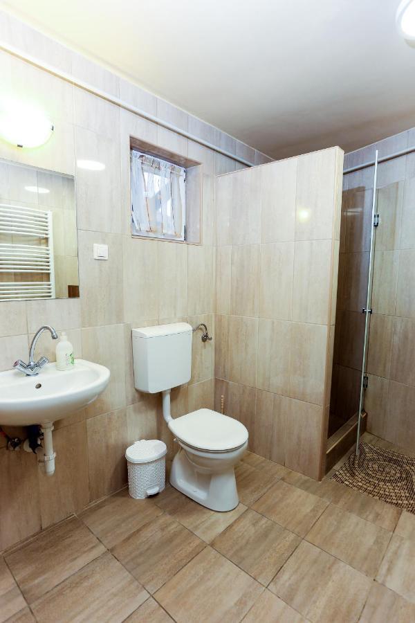 Gárdi Apartman Szekszárd Exterior foto