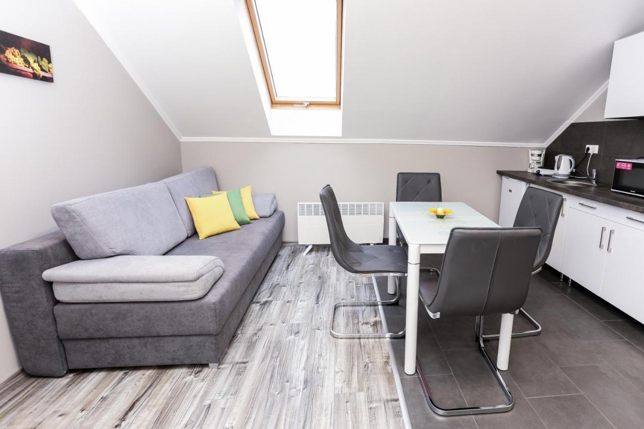 Gárdi Apartman Szekszárd Exterior foto