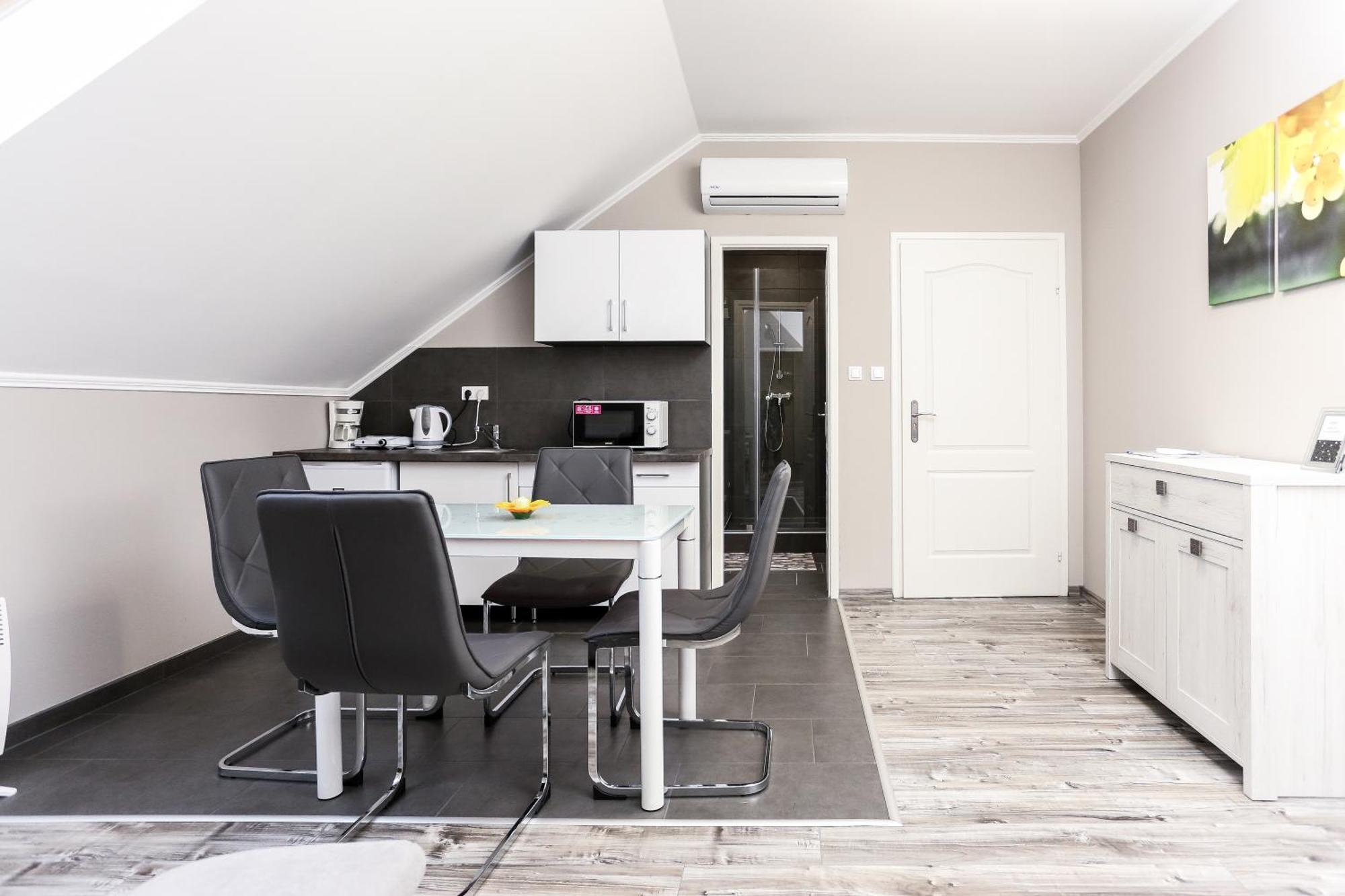 Gárdi Apartman Szekszárd Exterior foto